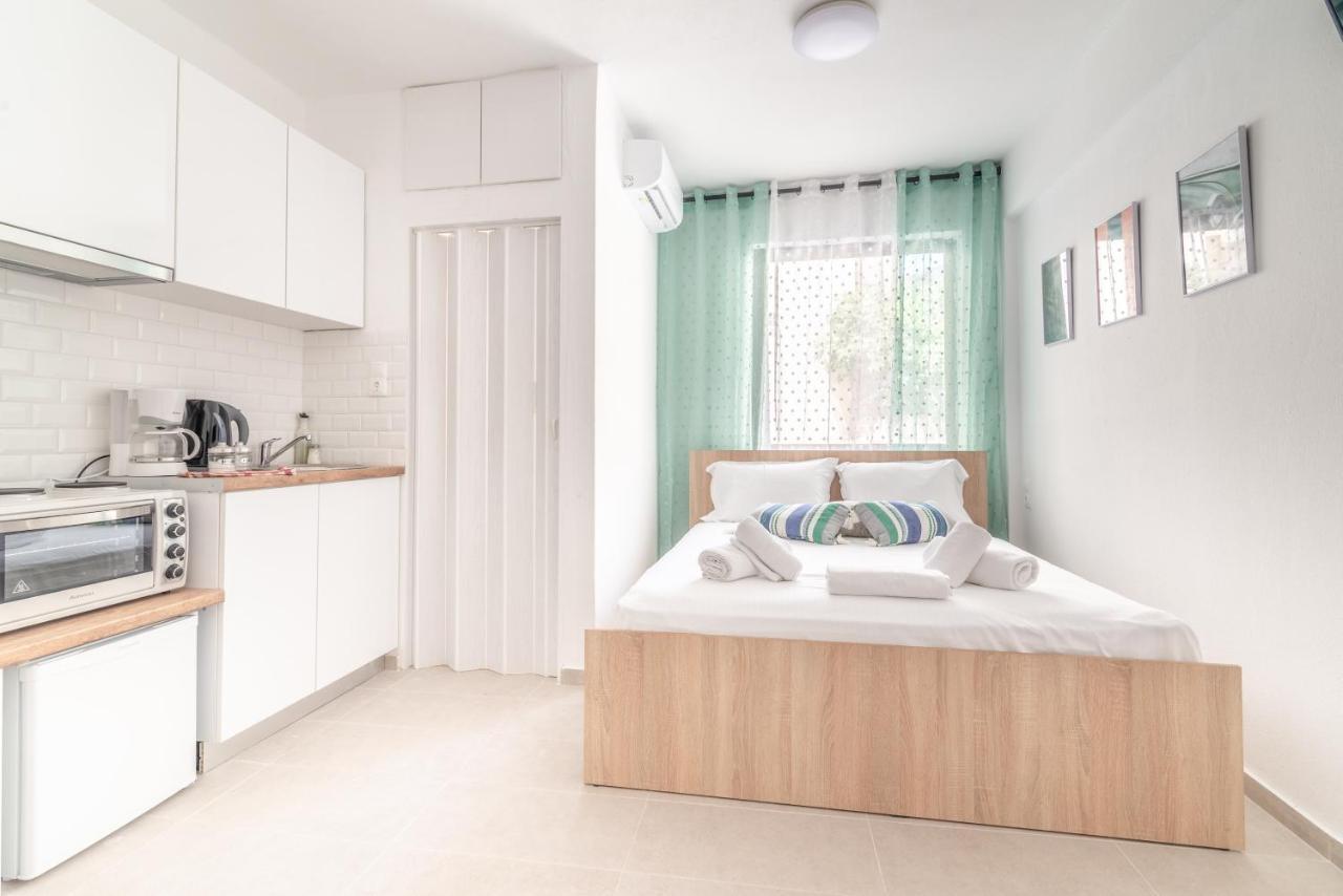Renovated Studio Near Downtown Heraklion Exteriör bild